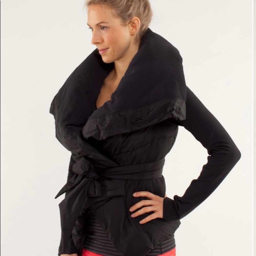 Lululemon Down to the Studio jacket size 6